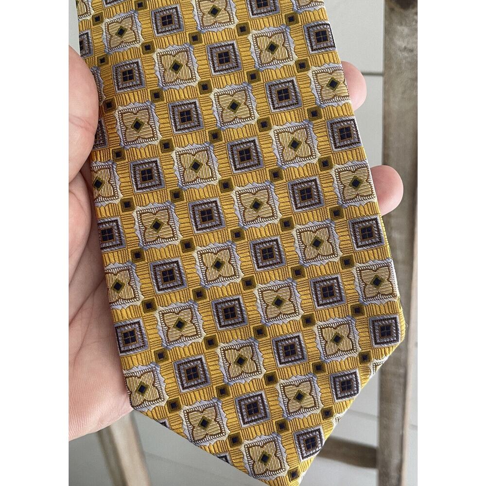 Robert Talbott Pope’s Gold Silk Geometric Tie Hand-sewn Classic Made In USA